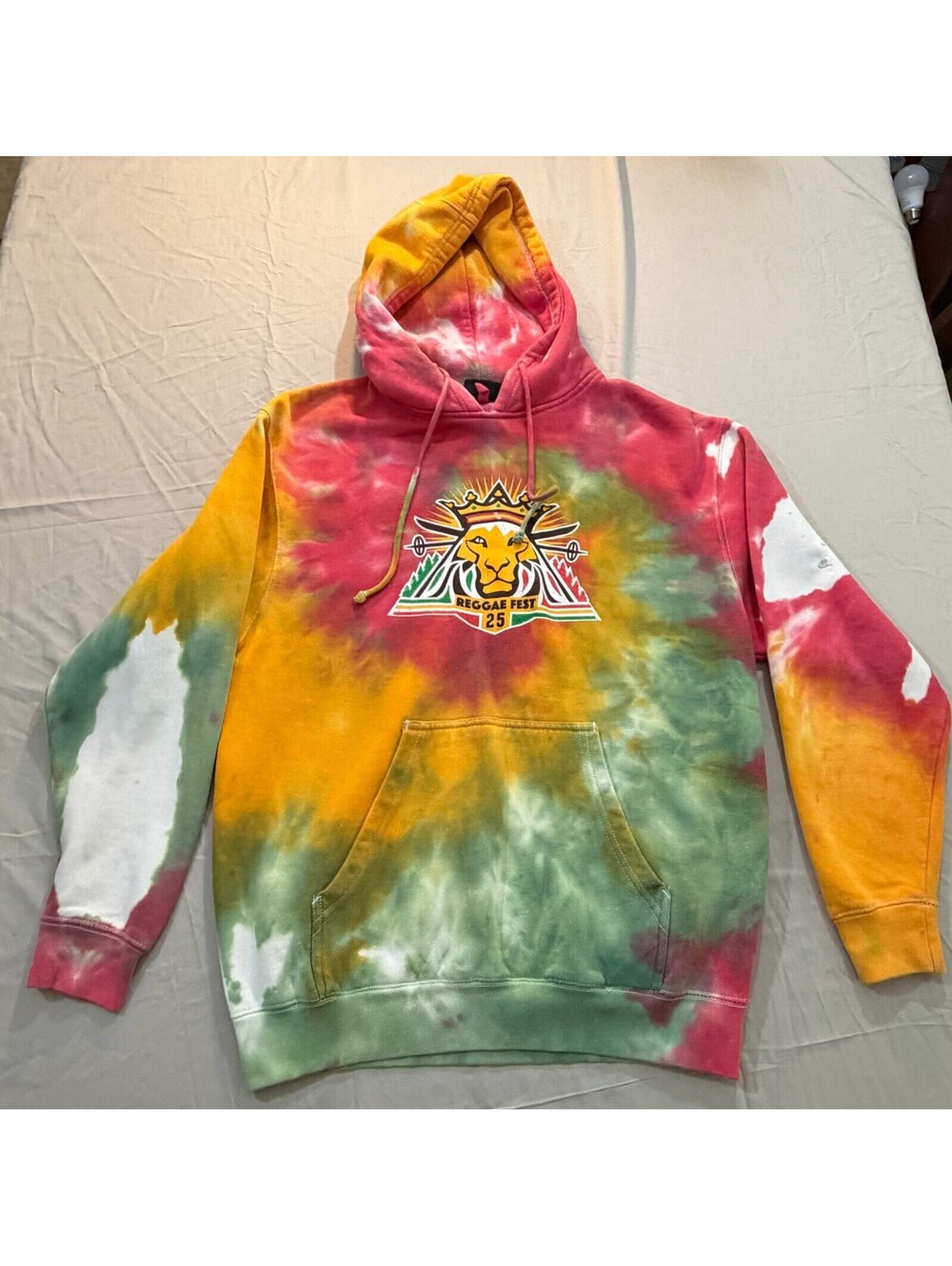 Pennant 2013 Sugarloaf Bud Light Reggae Fest Tie Dye Hoodie Men’s Large